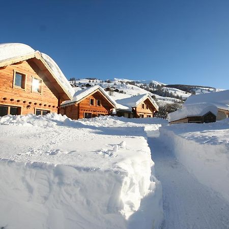 Le Chalet Du Queyras And Spa 莫利涅恩凯拉 外观 照片