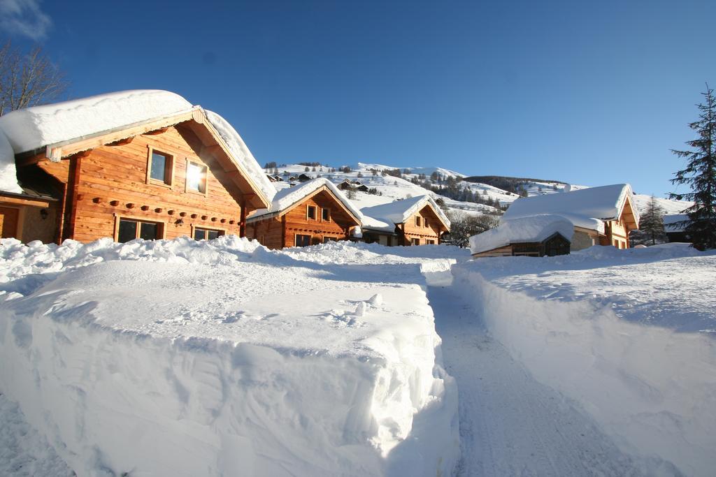 Le Chalet Du Queyras And Spa 莫利涅恩凯拉 外观 照片